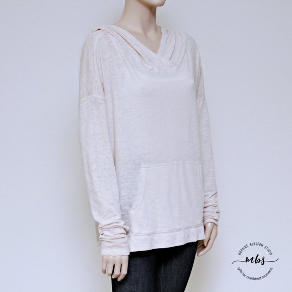 We the Free at Revolve Oversized Lightweight Hoodie - Picture 5 of 10
